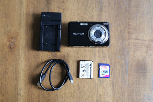FUJIFILM FINEPIX J27 DIGITAL CAMERA - DIGICAM - 10.2 MEGAPIXELS - WORKING . [VG]